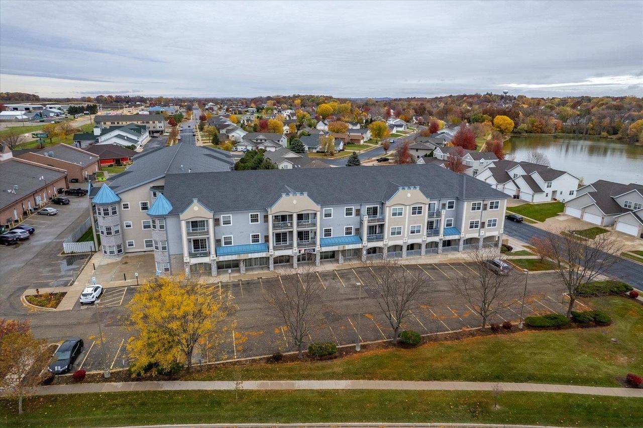 Stoughton, WI 53589,2320 Jackson Ste5 Street #112
