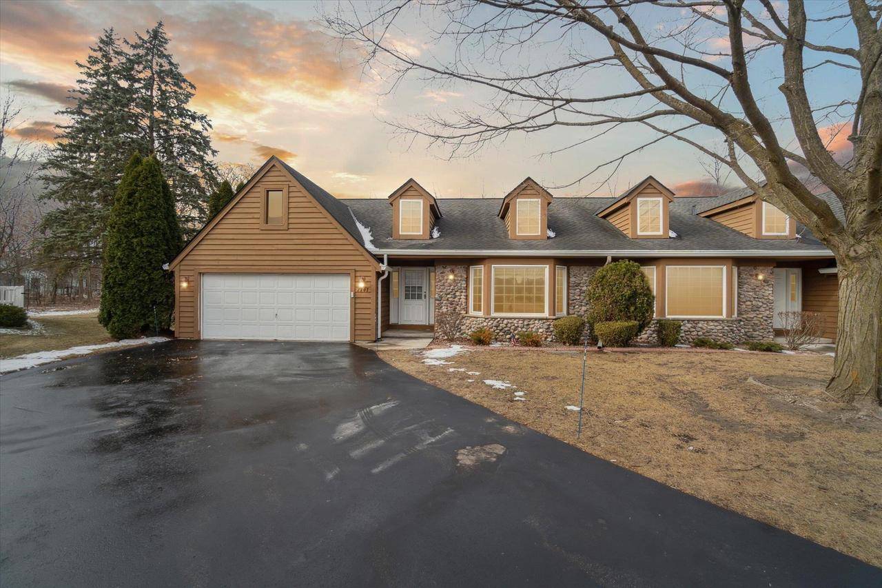 Franklin, WI 53132,7741 Maple Ridge Court