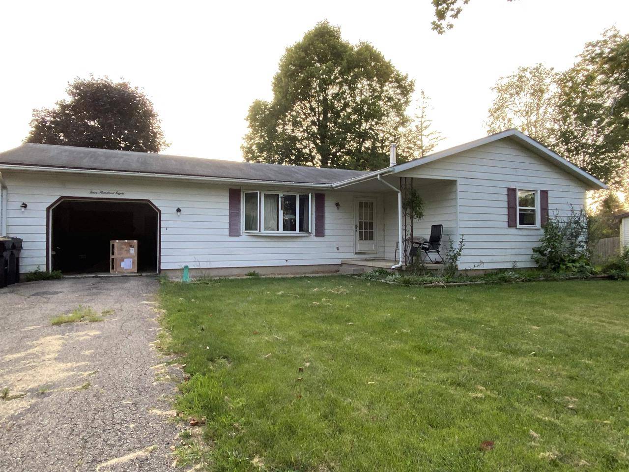 Deforest, WI 53532,408 IROQUOIS Court