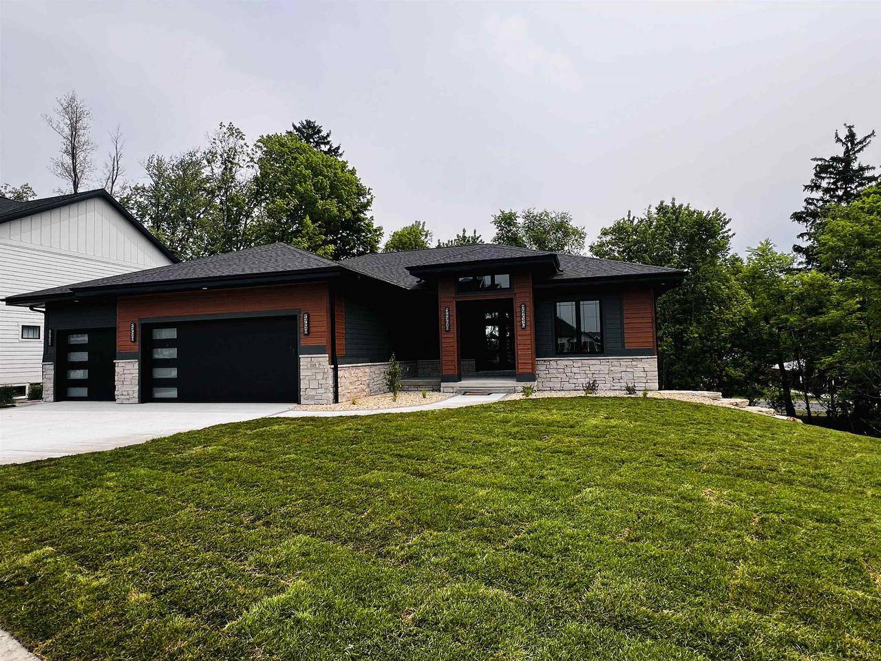 Waunakee, WI 53597,1118 Reese Trail