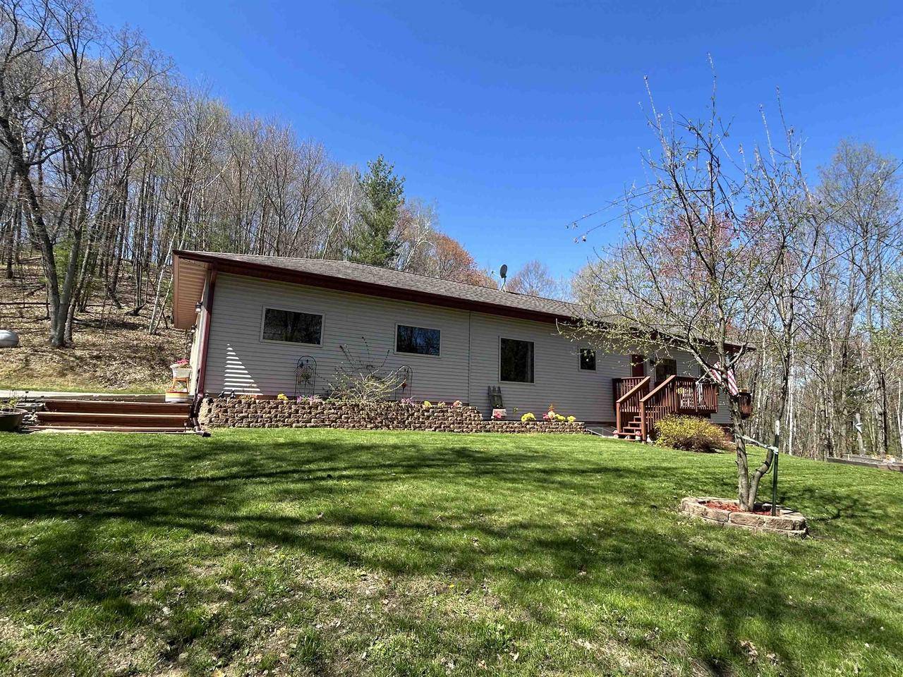 Warrens,warrens, WI 54666,3266 County Road E