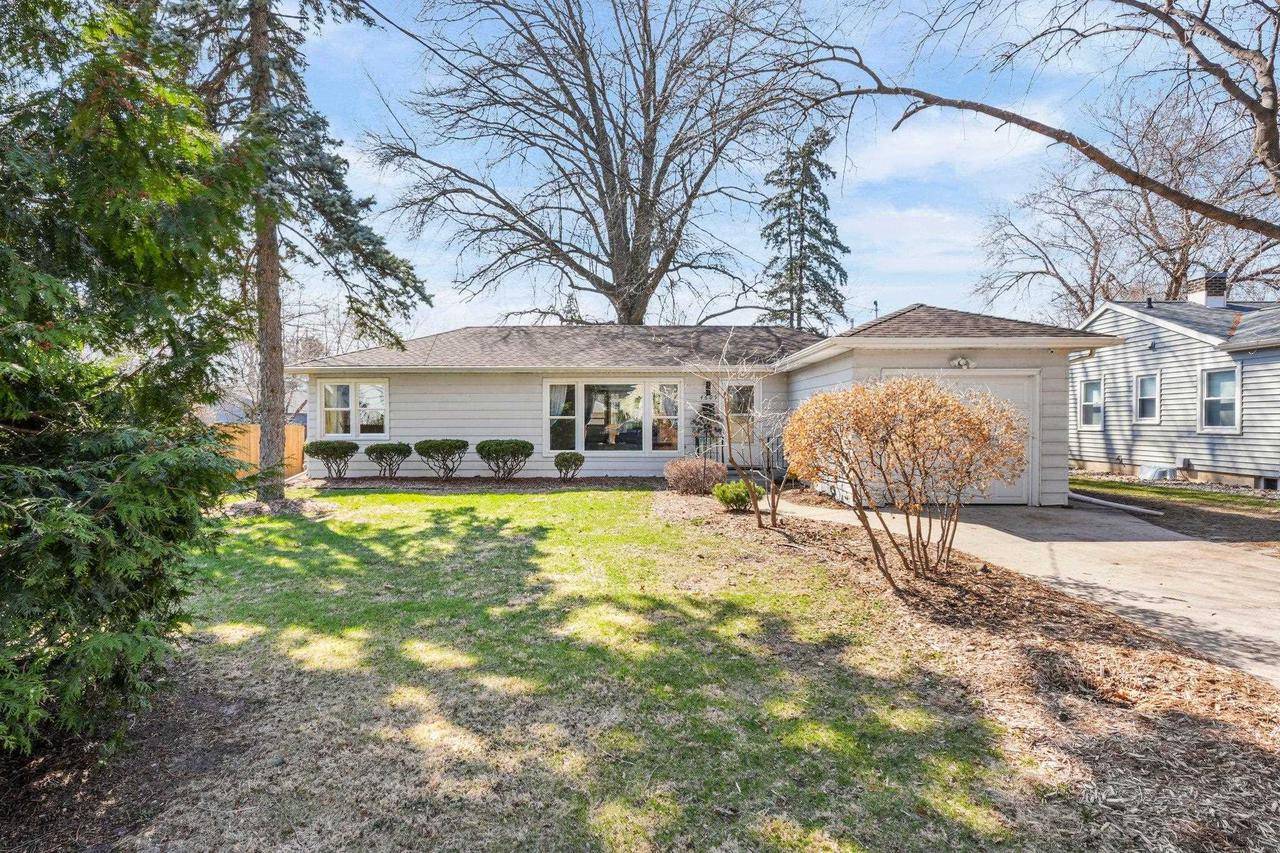 Monona, WI 53716,4609 Wallace Avenue