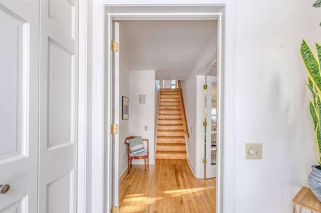 Madison, WI 53711,725 Oneida Place
