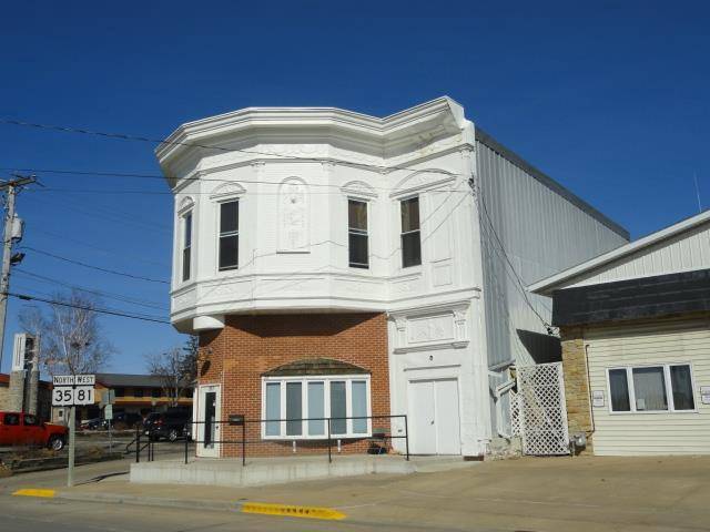 Lancaster, WI 53813,217 W Cherry St