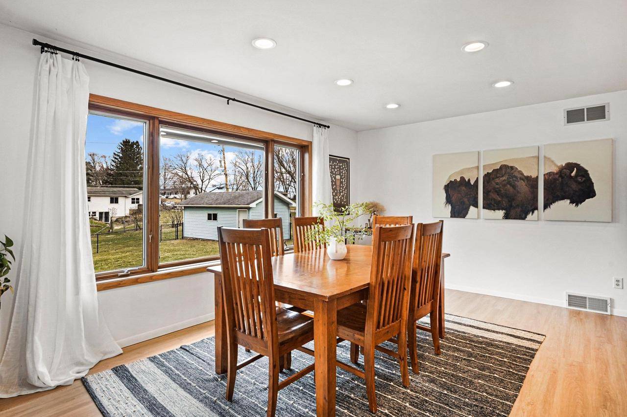 Mcfarland, WI 53558,2460 Hillpoint Road