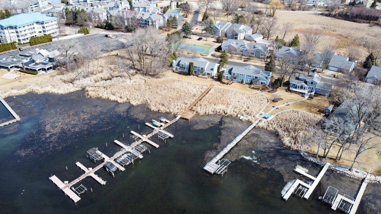 Madison, WI 53704,5322 Lighthouse Bay Drive