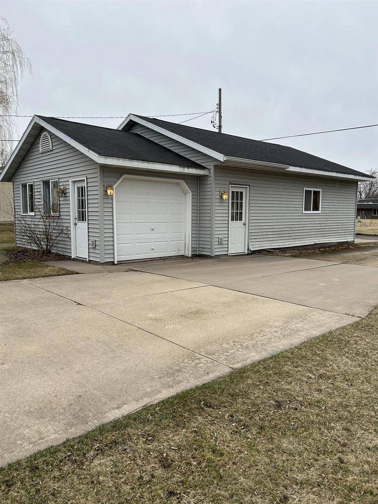 Tomah, WI 54660,1215 Hollister Avenue