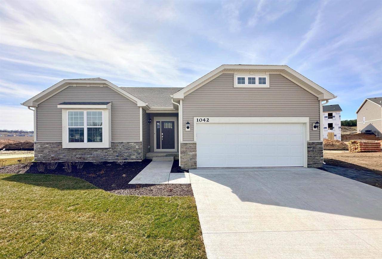 Oregon, WI 53575,1214 Denmark Circle