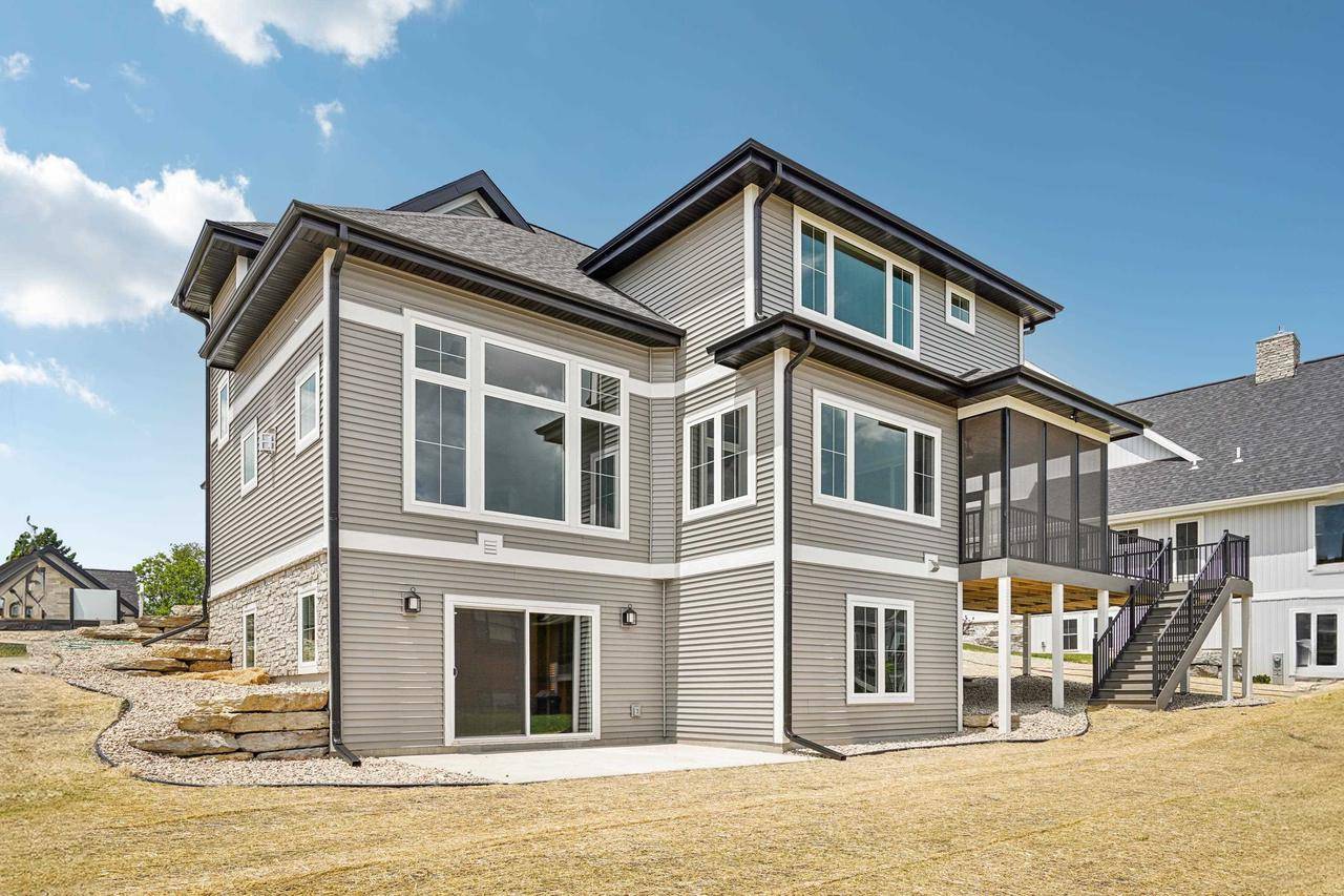 Waunakee, WI 53597,1204 Thistle Dew Lane
