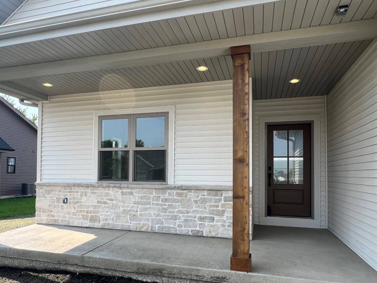 Waunakee, WI 53597,1310 Spahn Drive