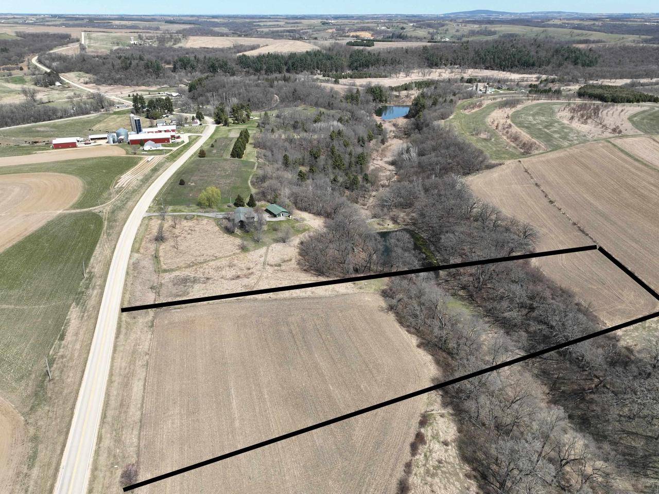 Mineral Point, WI 53565,5.42 Acres County Road W