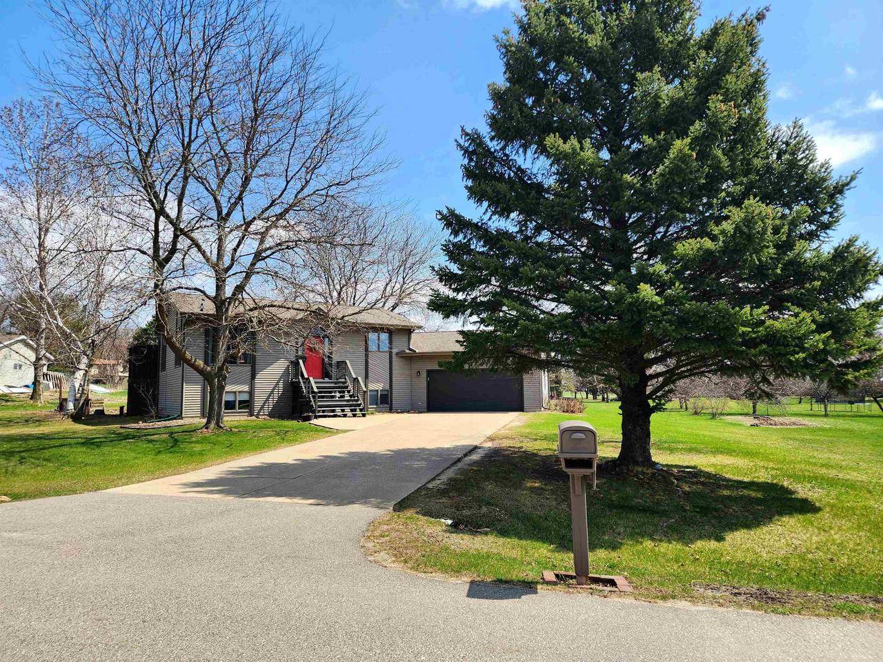 Tomah, WI 54660,12902 Flicker Road