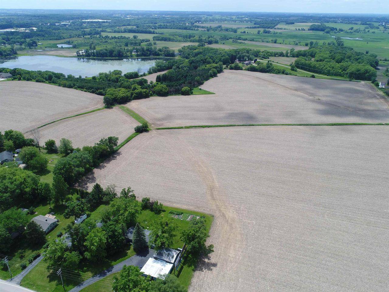 Edgerton, WI 53534,73.3 Acres Hwy 51 Acres