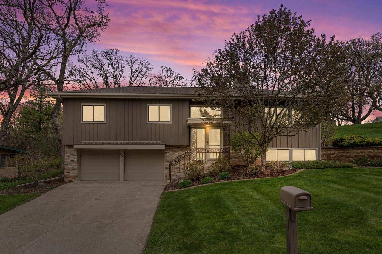 Mount Horeb, WI 53572,103 Oak Tree Drive
