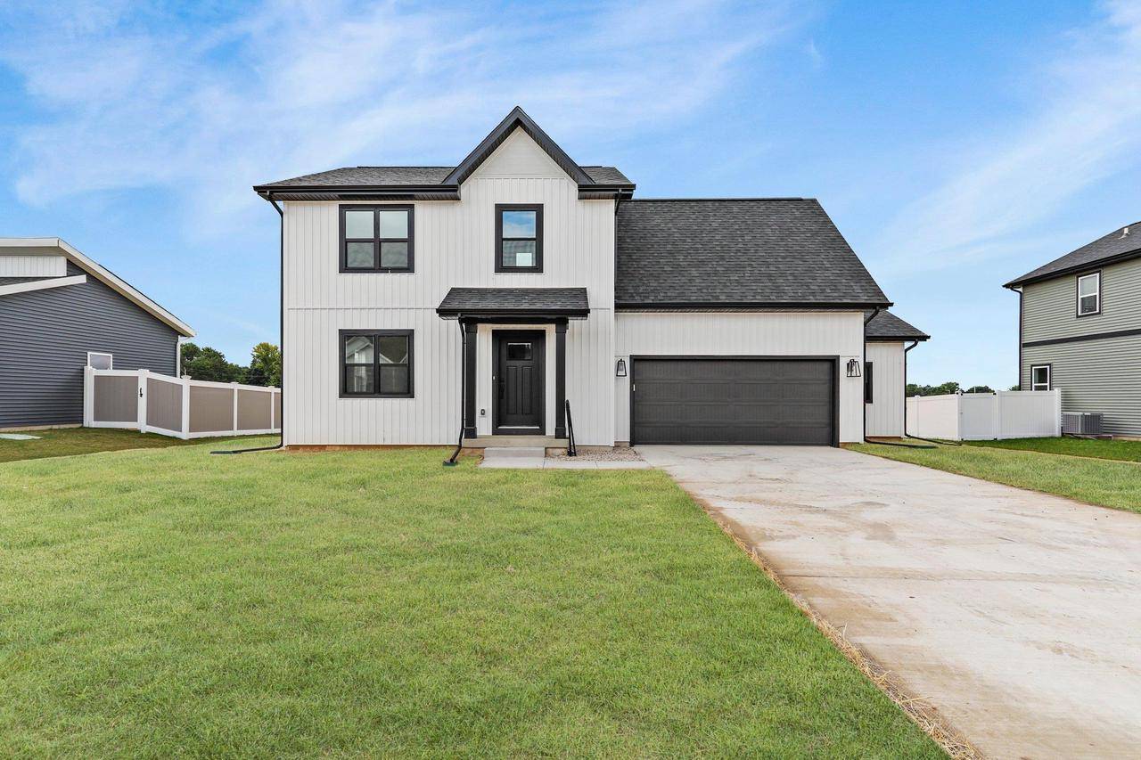 Madison, WI 53718,5819 Divine Street #55