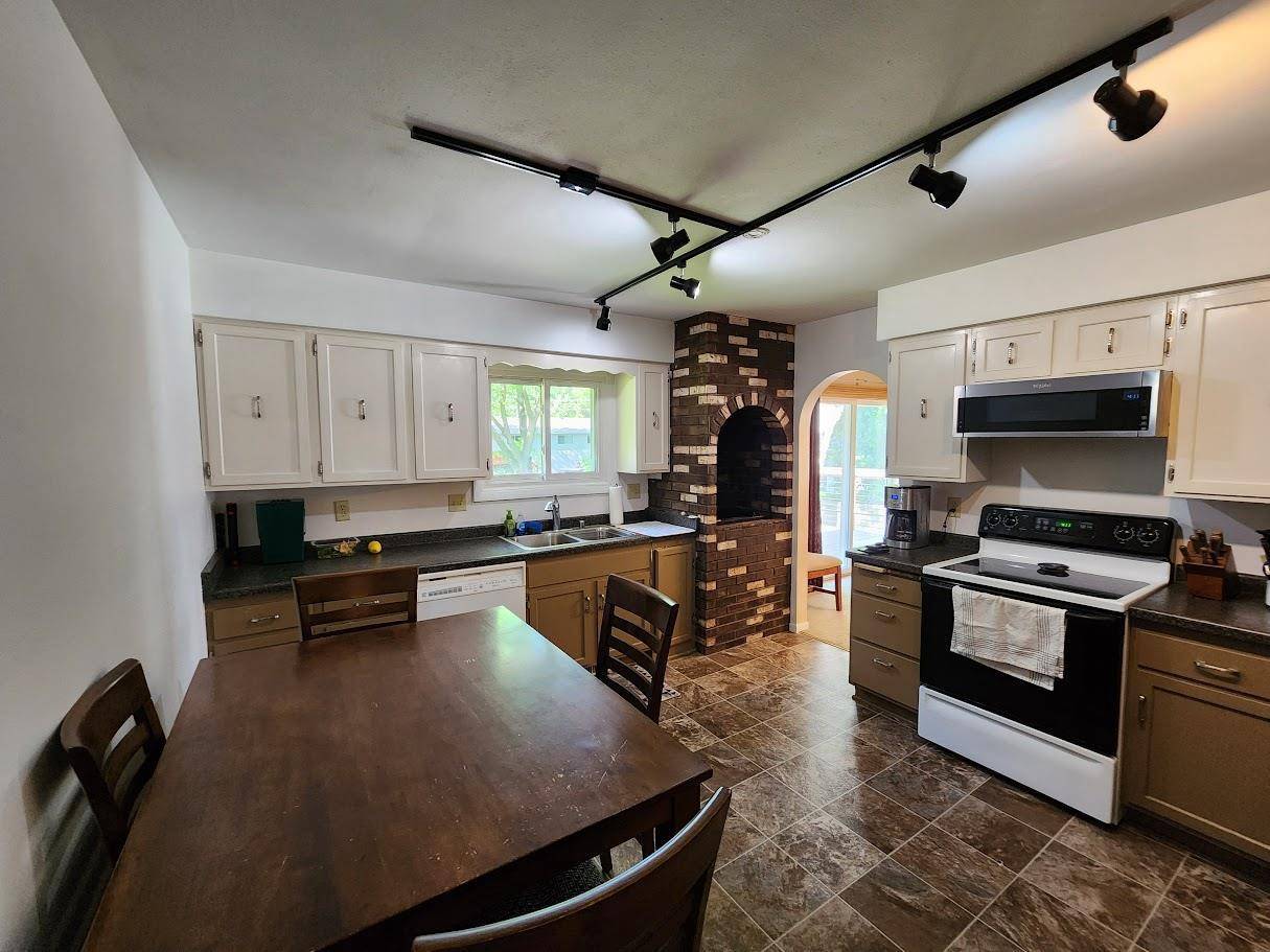 Middleton, WI 53562,7122 Mockingbird Lane