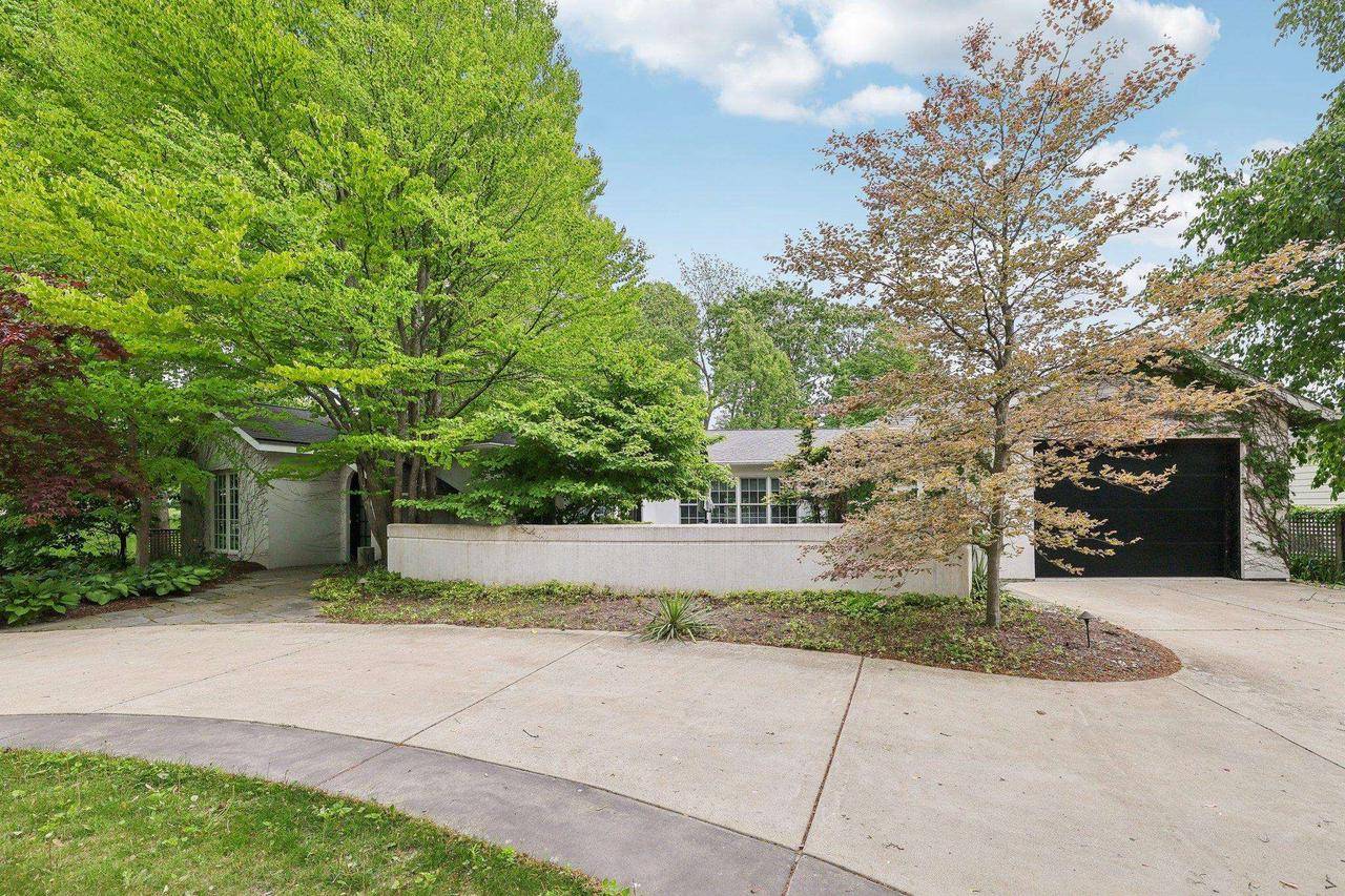 Madison, WI 53705,923 Swarthmore Court