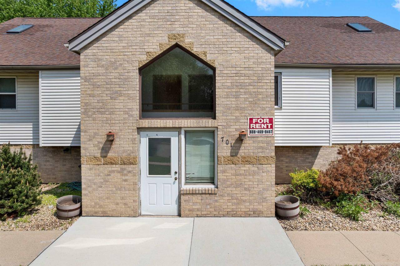 Waunakee, WI 53597,701 Henry Street