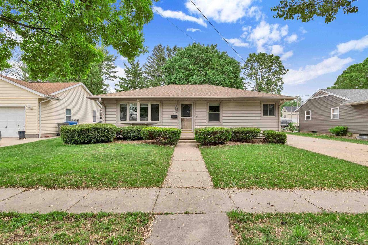 Watertown, WI 53094,1317 Neenah Street