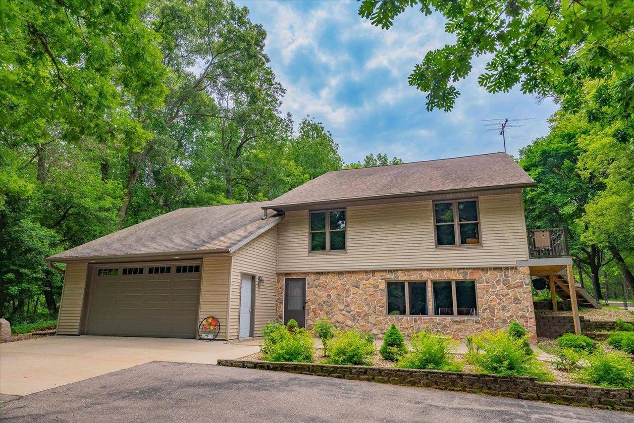 Poynette, WI 53955,W6951 King Road
