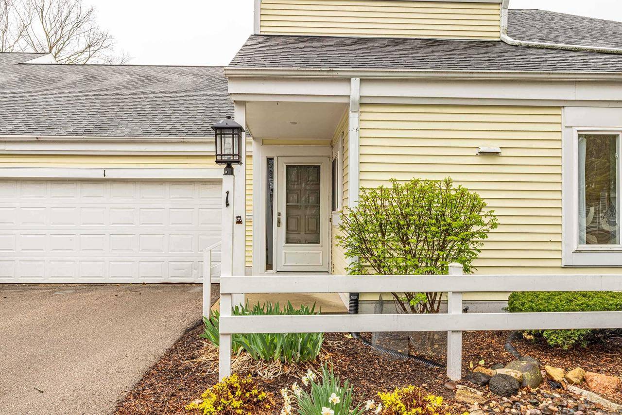Madison, WI 53717,1 Winterberry Trail
