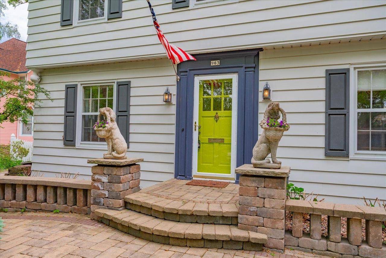 Whitewater, WI 53190,963 W Highland Street