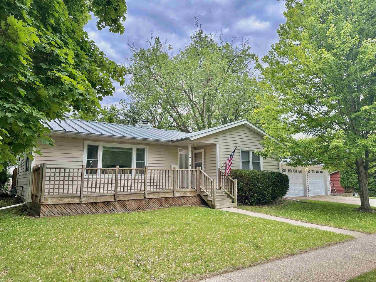 Edgerton, WI 53534,214 Martha Street