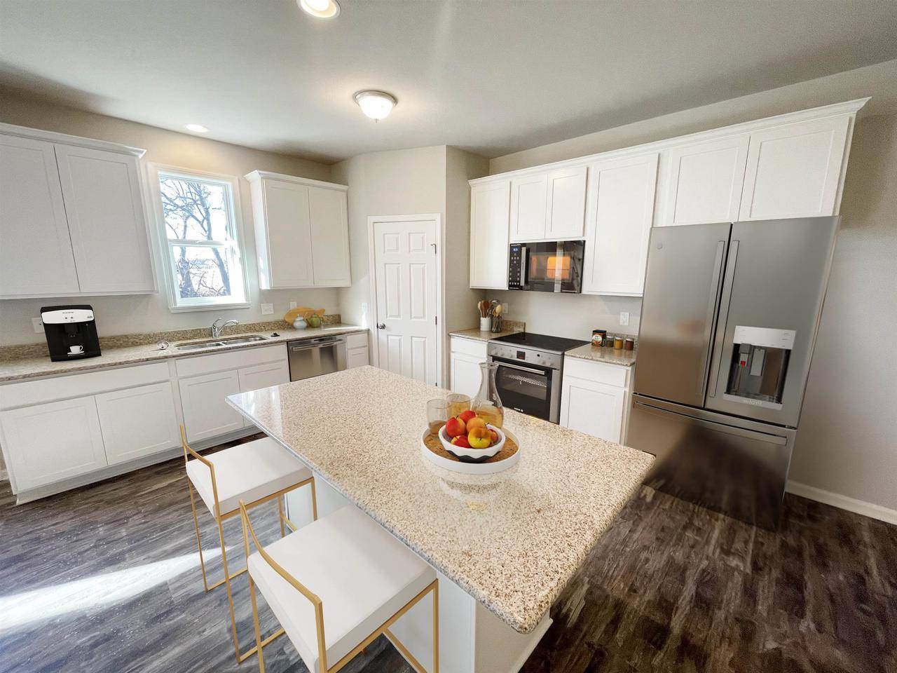 Edgerton, WI 53534,620 E Maple Beach Drive