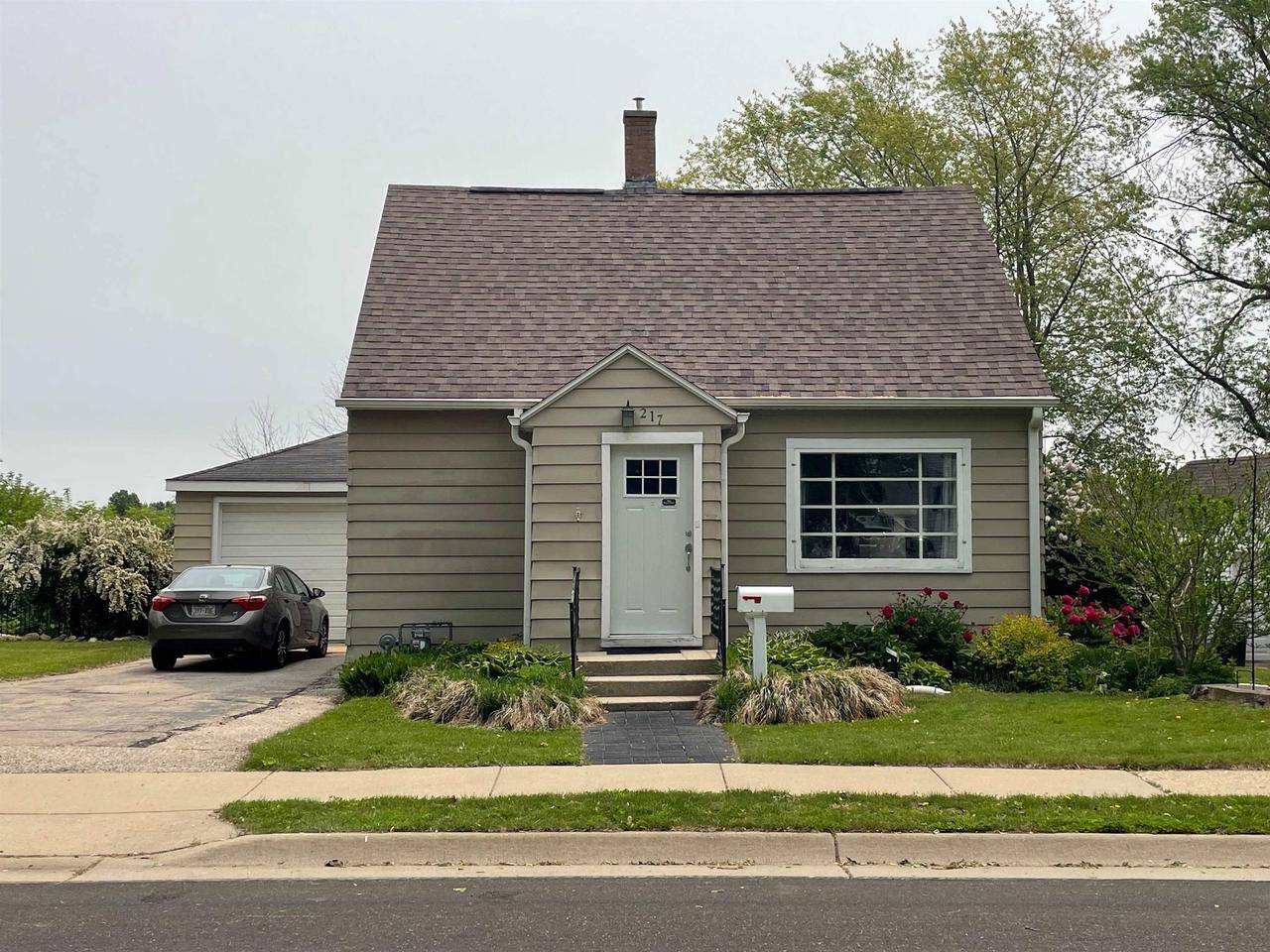 Watertown, WI 53098,217 Fremont Street