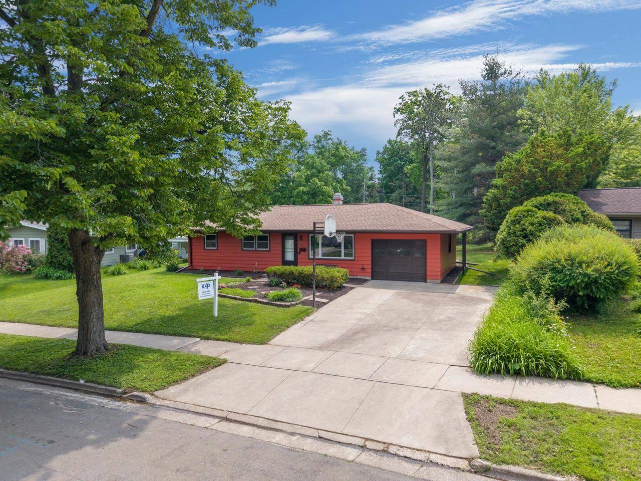 Madison, WI 53711,5905 Mayhill Drive