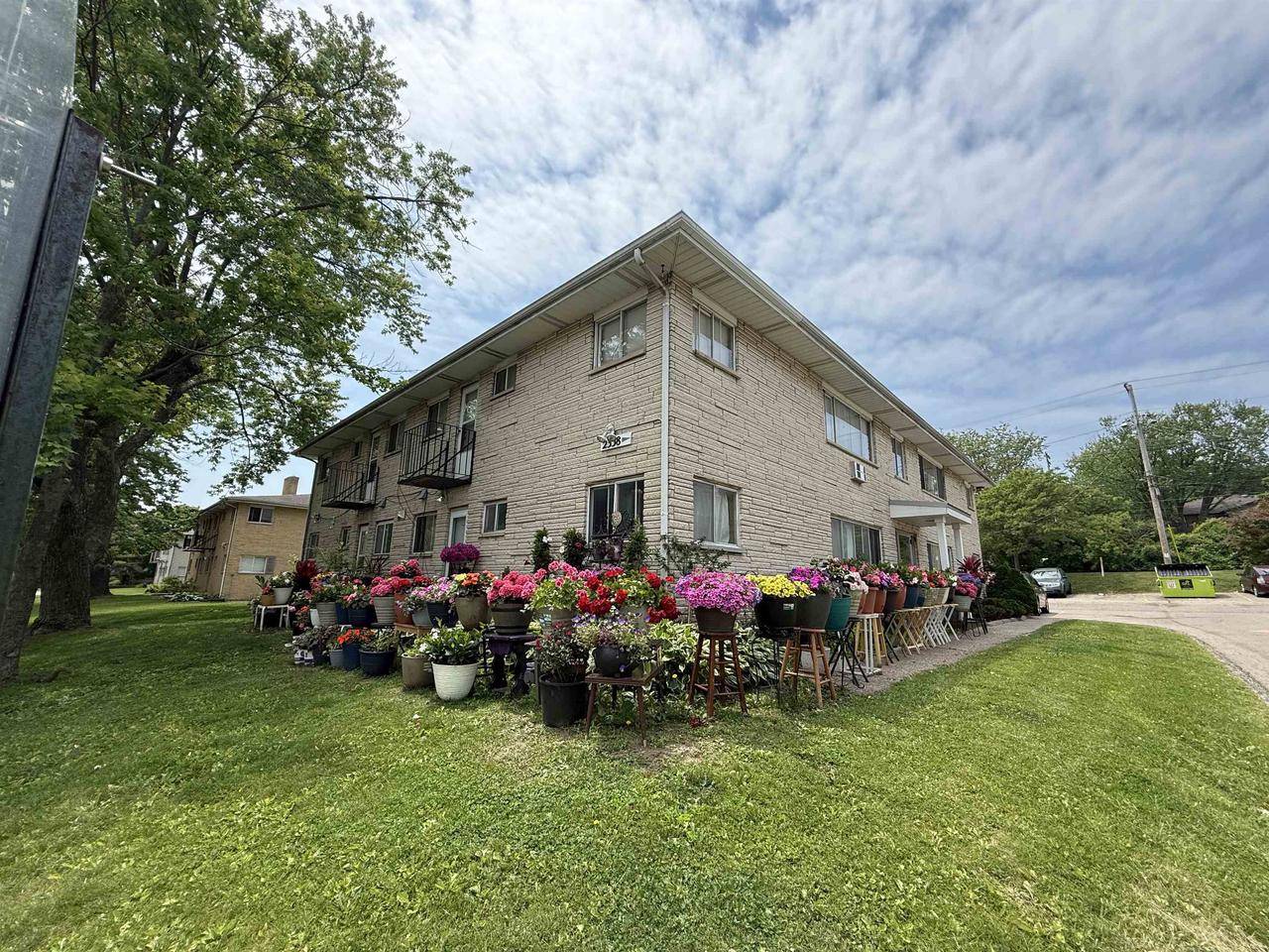 Madison, WI 53711,2338 Allied Dr Drive #2