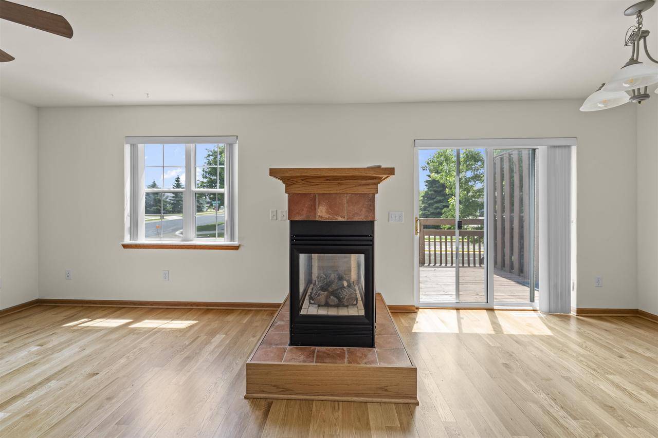 Sun Prairie, WI 53590,1202 Homestead Drive