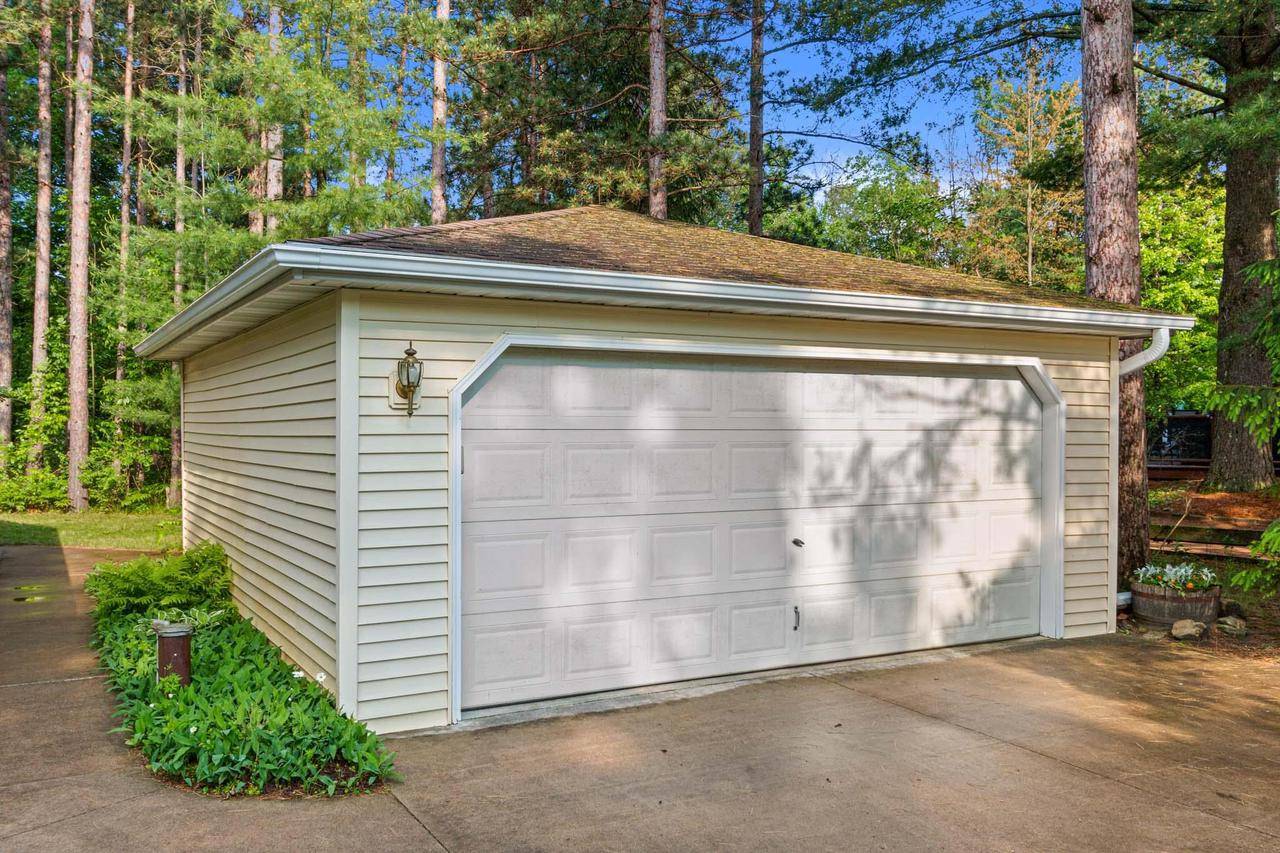 Nekoosa, WI 54557,389 White Horse Court