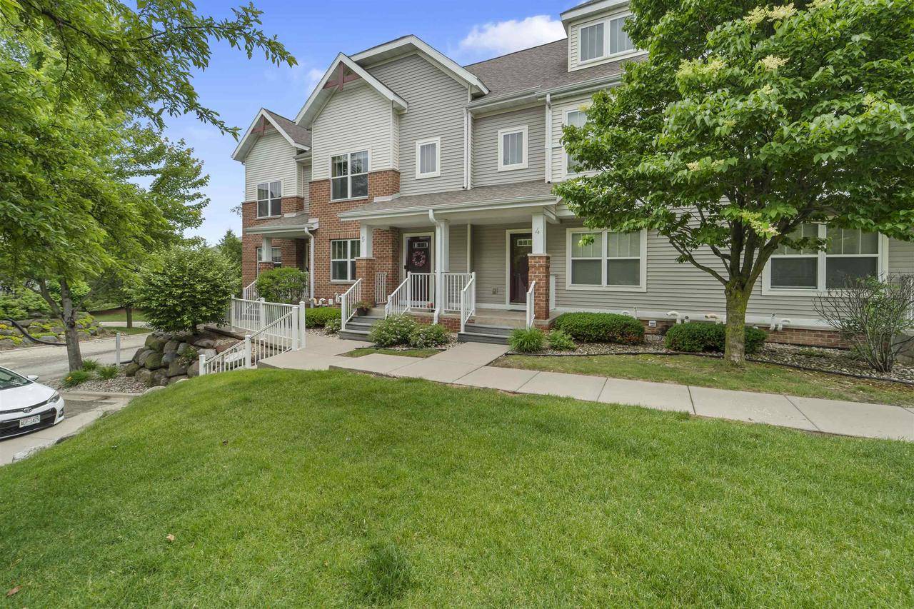 Middleton, WI 53562,719 Cricket Lane #5