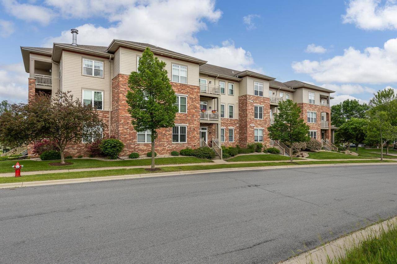 Madison, WI 53718,141 Metro Terrace #105