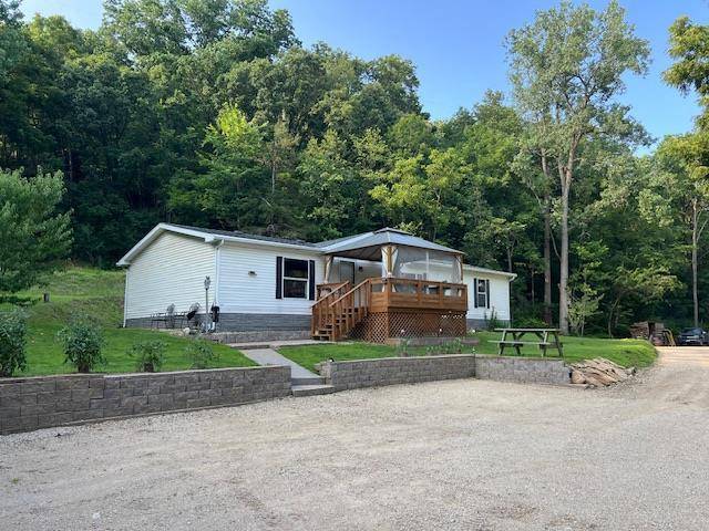 Lansing, IA 52151,1862 Village Creek Drive