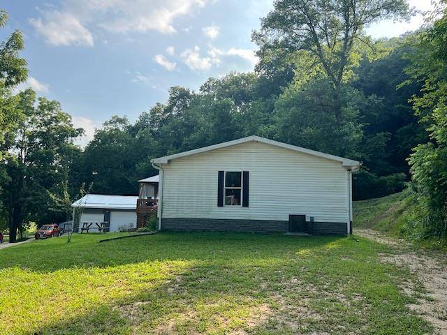 Lansing, IA 52151,1862 Village Creek Drive