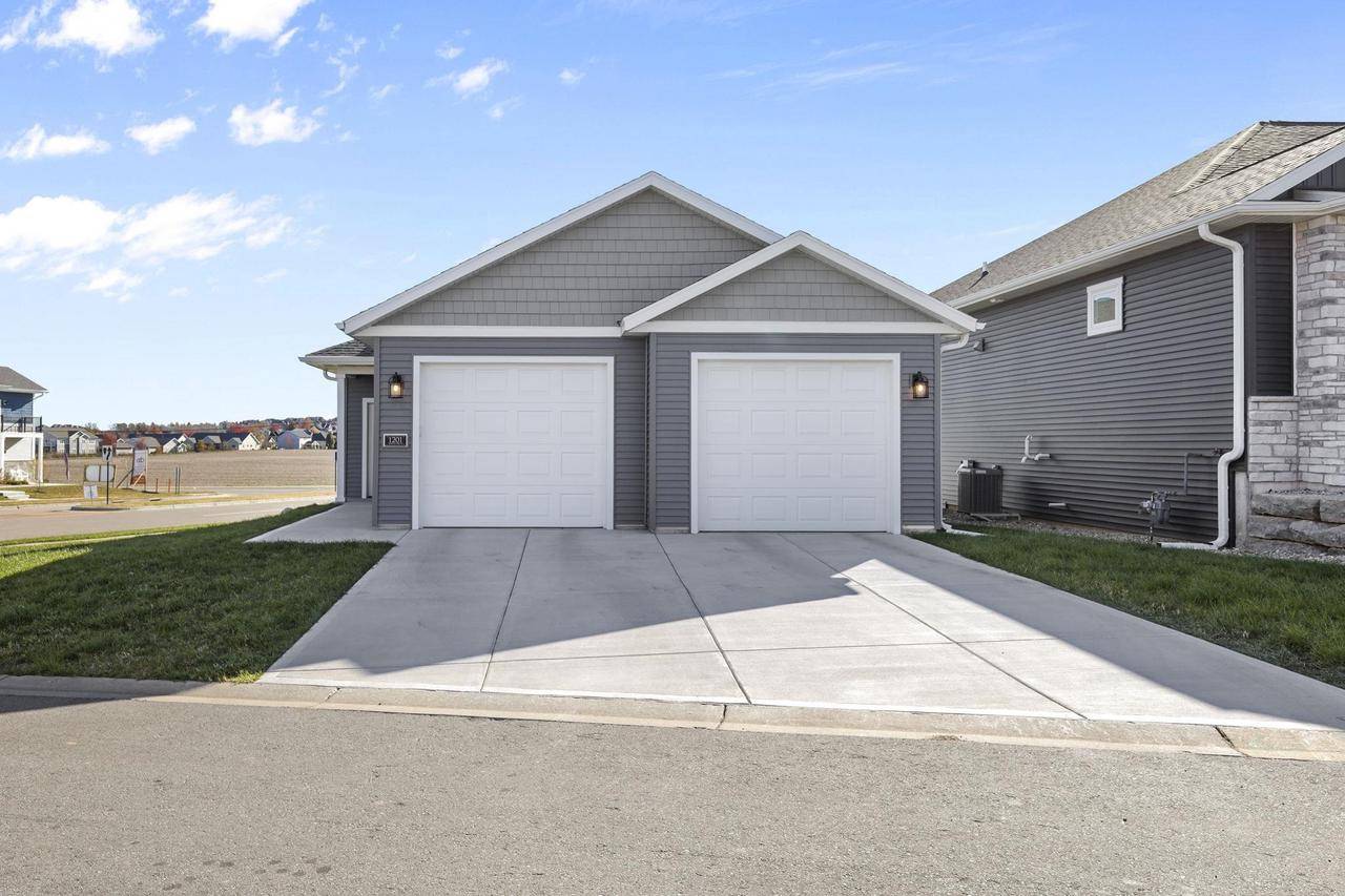 Oregon, WI 53575,1201 Tivoli Circle