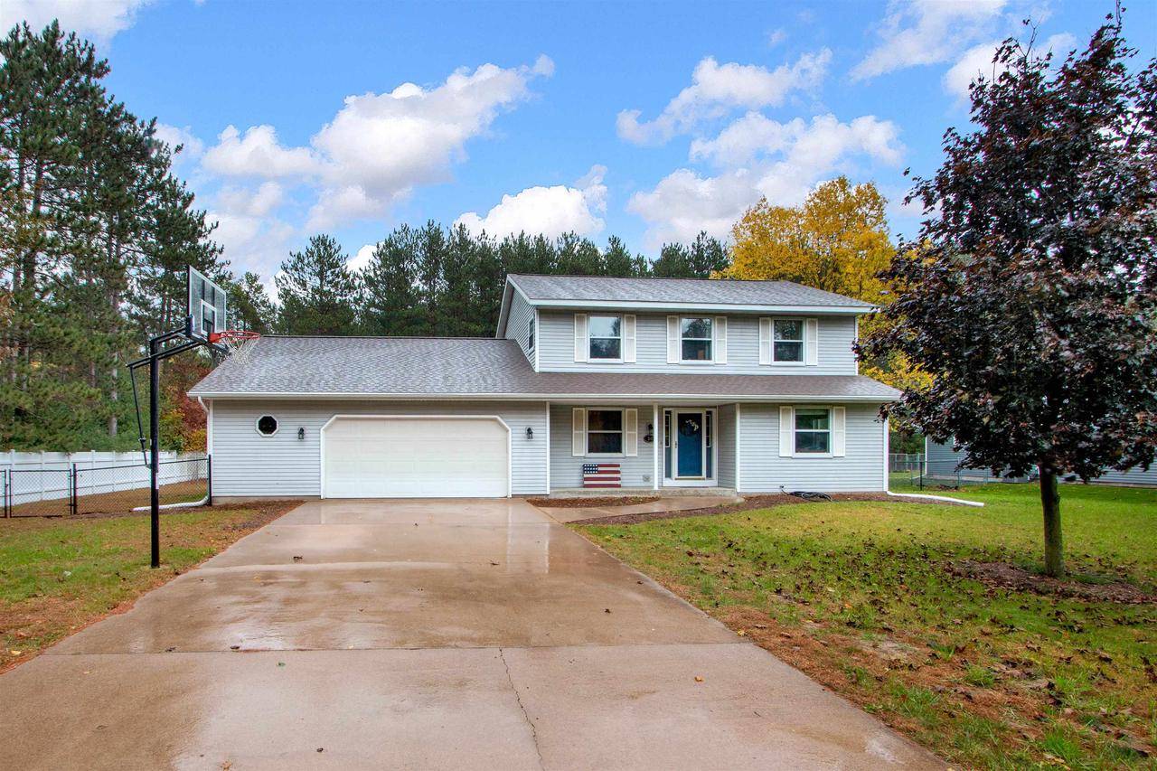 Plover, WI 54467,260 CANTERBURY DRIVE