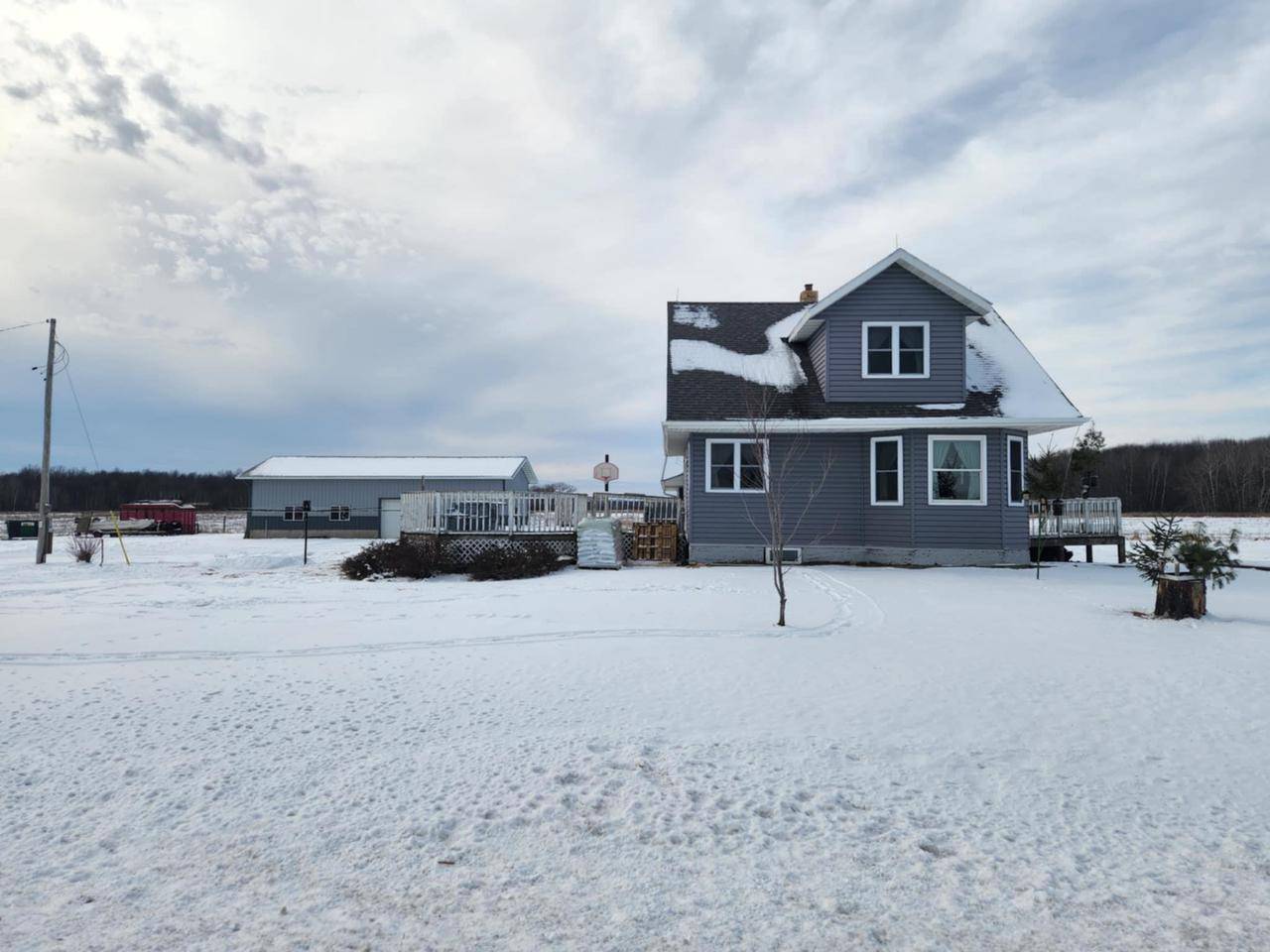 Arpin, WI 54410,8233 COUNTY ROAD F