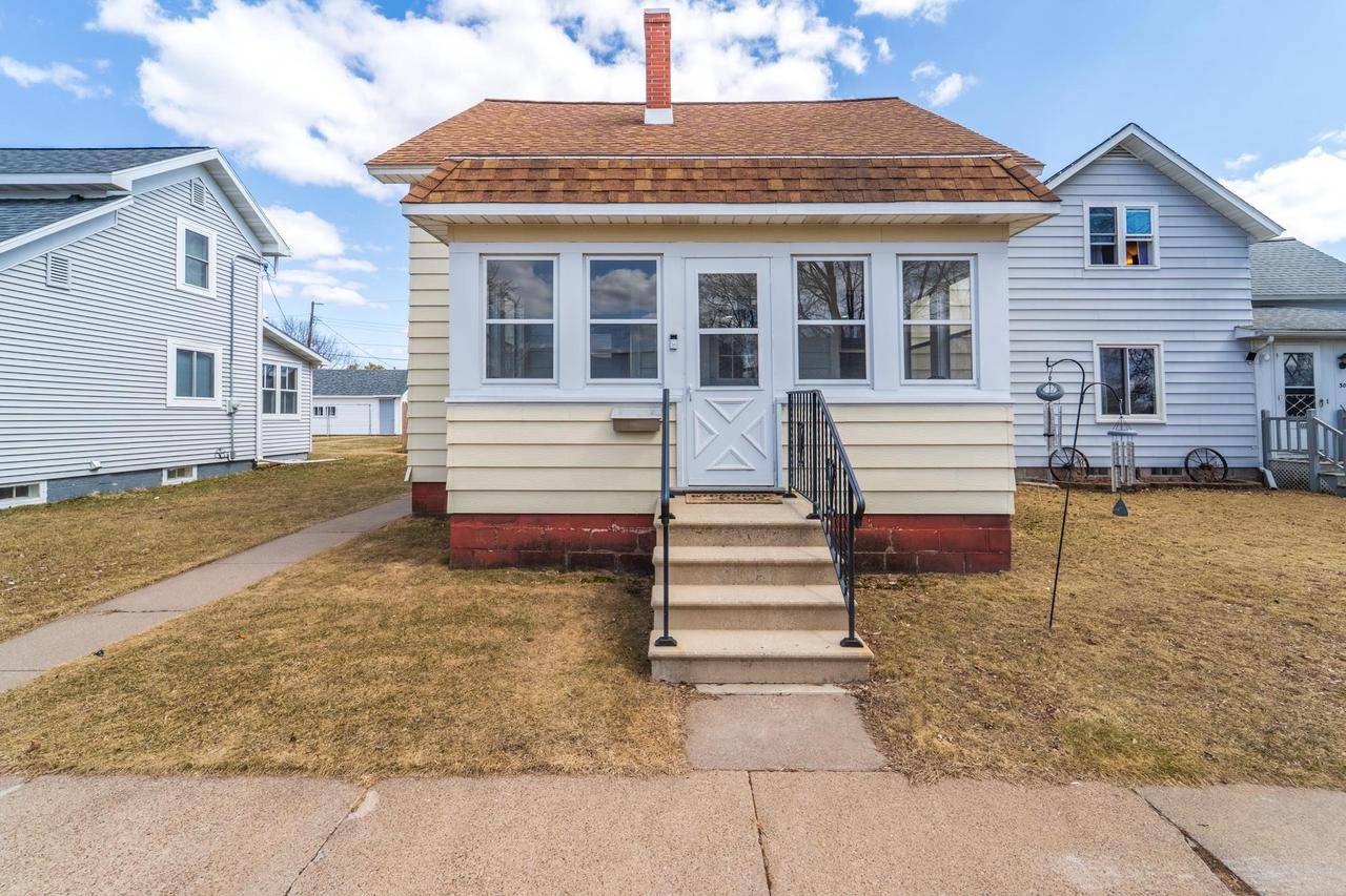 Merrill, WI 54452,305 PINE STREET