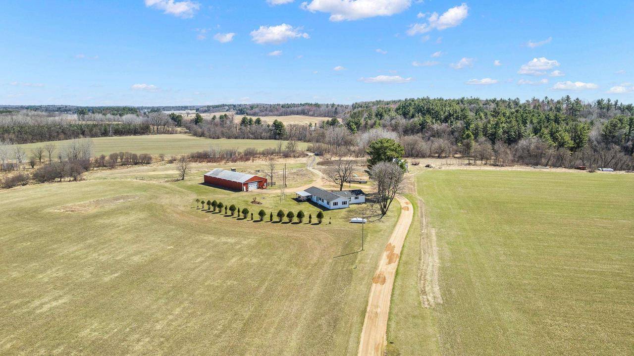 Iola, WI 54945,N8608 STRAT ROAD