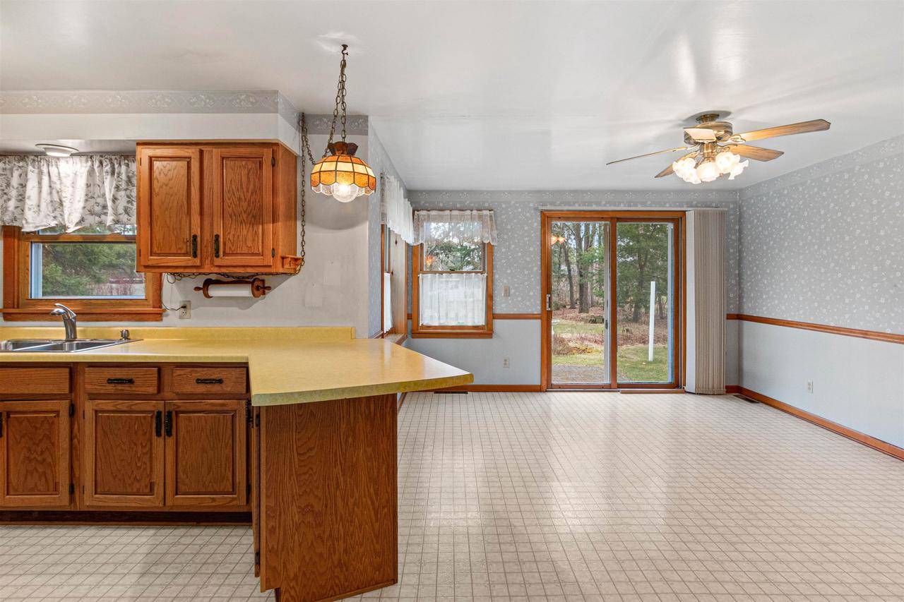 Plover, WI 54467,2430 WASHINGTON AVENUE