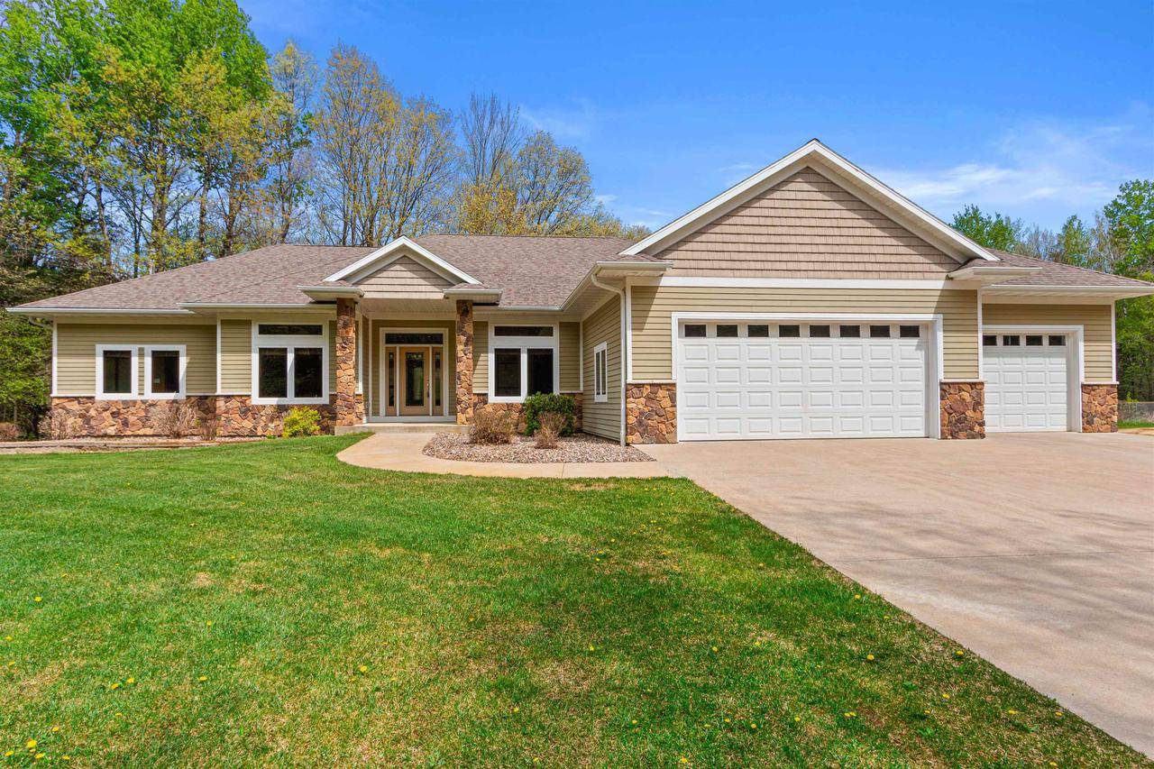 Stevens Point, WI 54482,6056 SHARONWOOD LANE