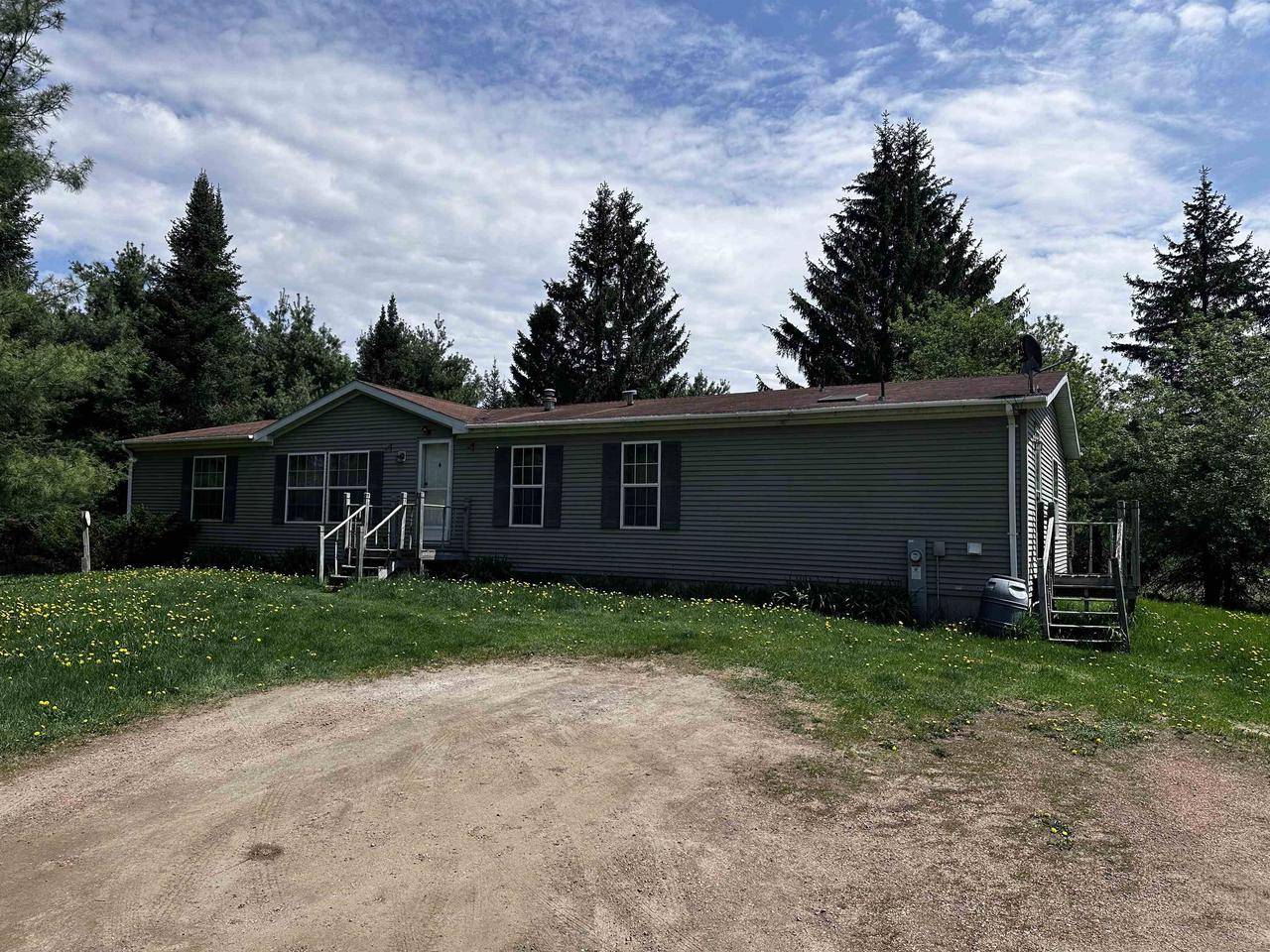 Eland, WI 54427,7962 N STATE HIGHWAY 45