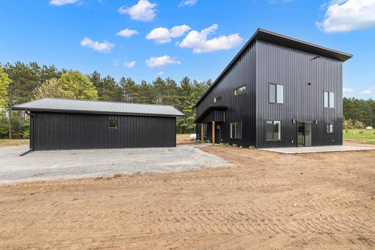 Amherst, WI 54406,6564 PLEASANT DRIVE