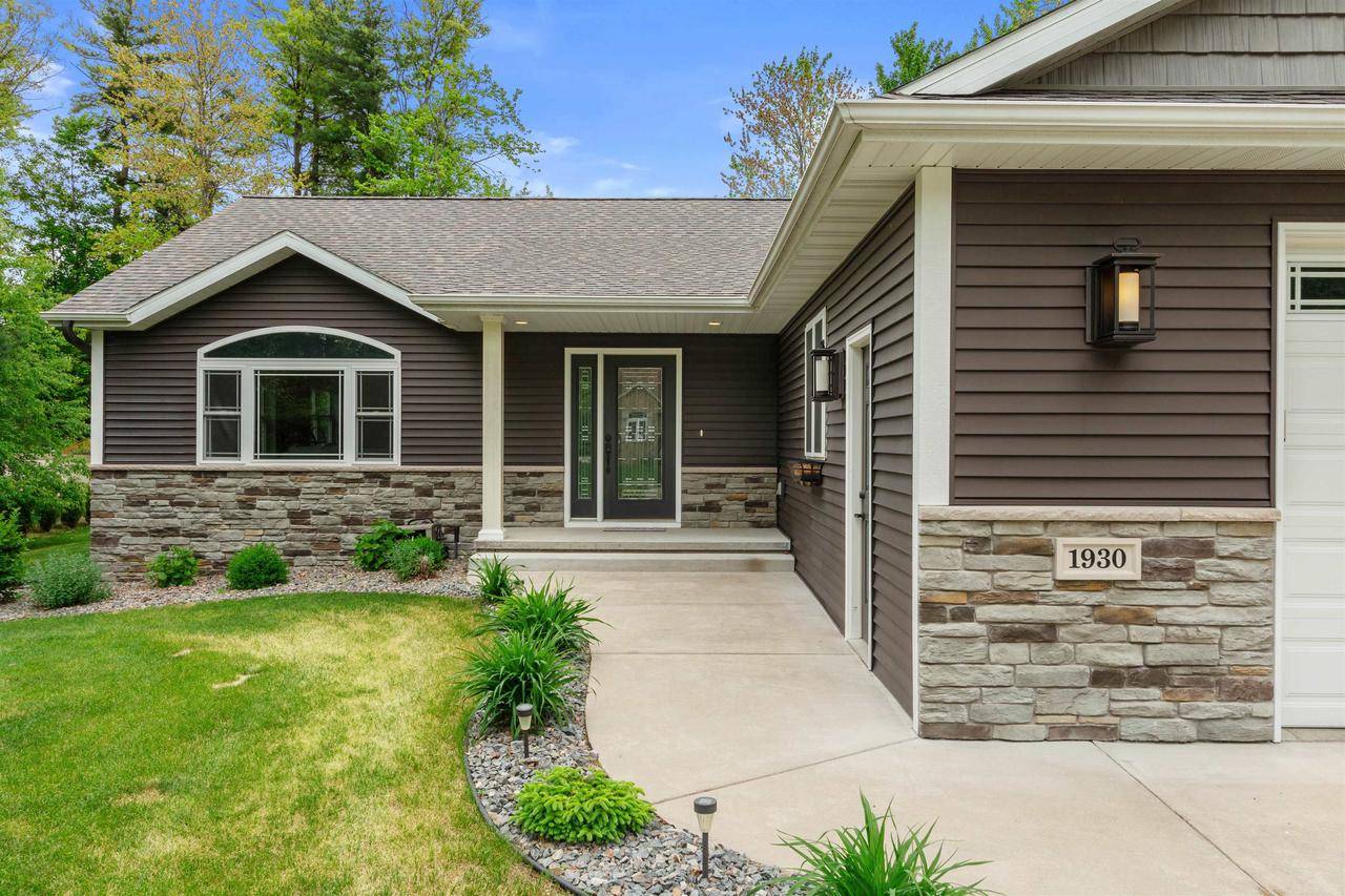 Plover, WI 54467,1930 WATERVIEW BOULEVARD