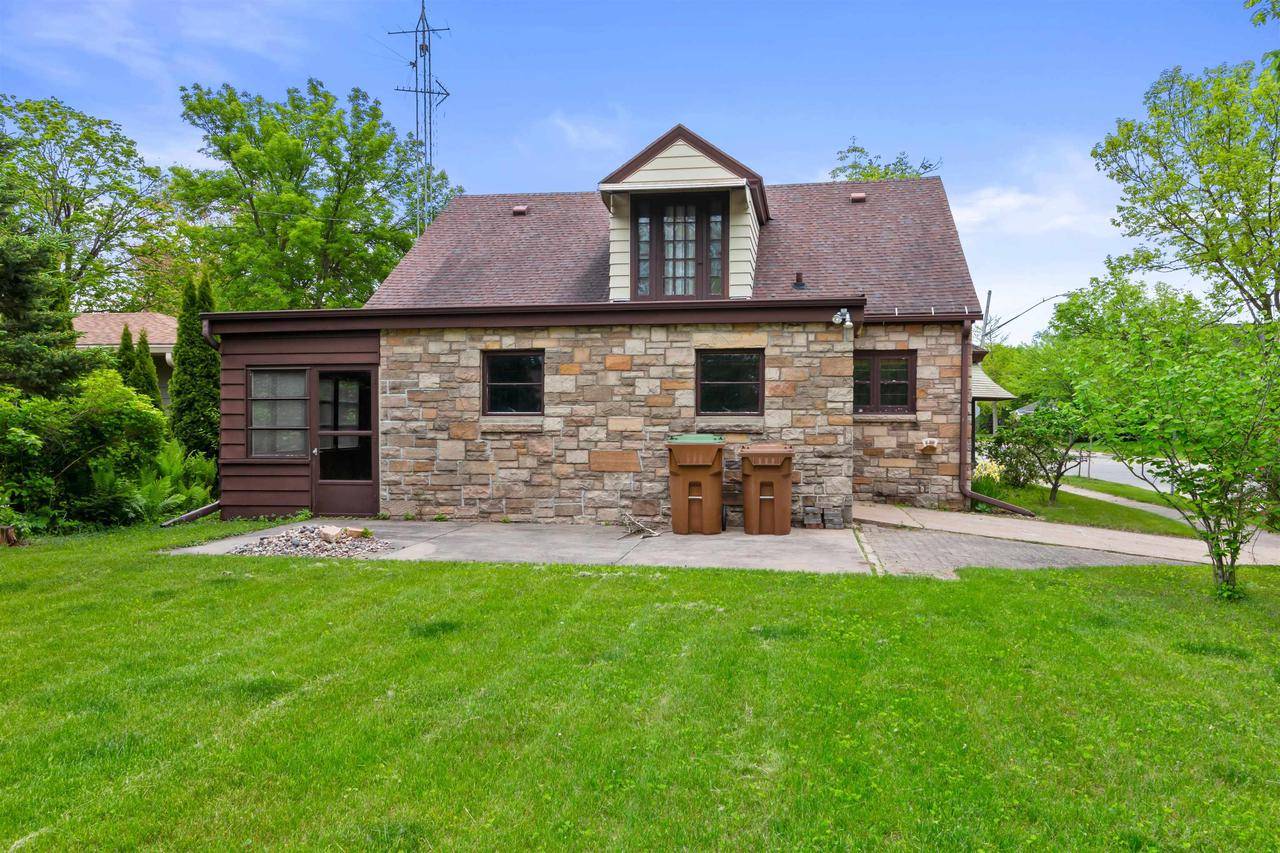 Stevens Point, WI 54481,1140 LINDBERGH AVENUE