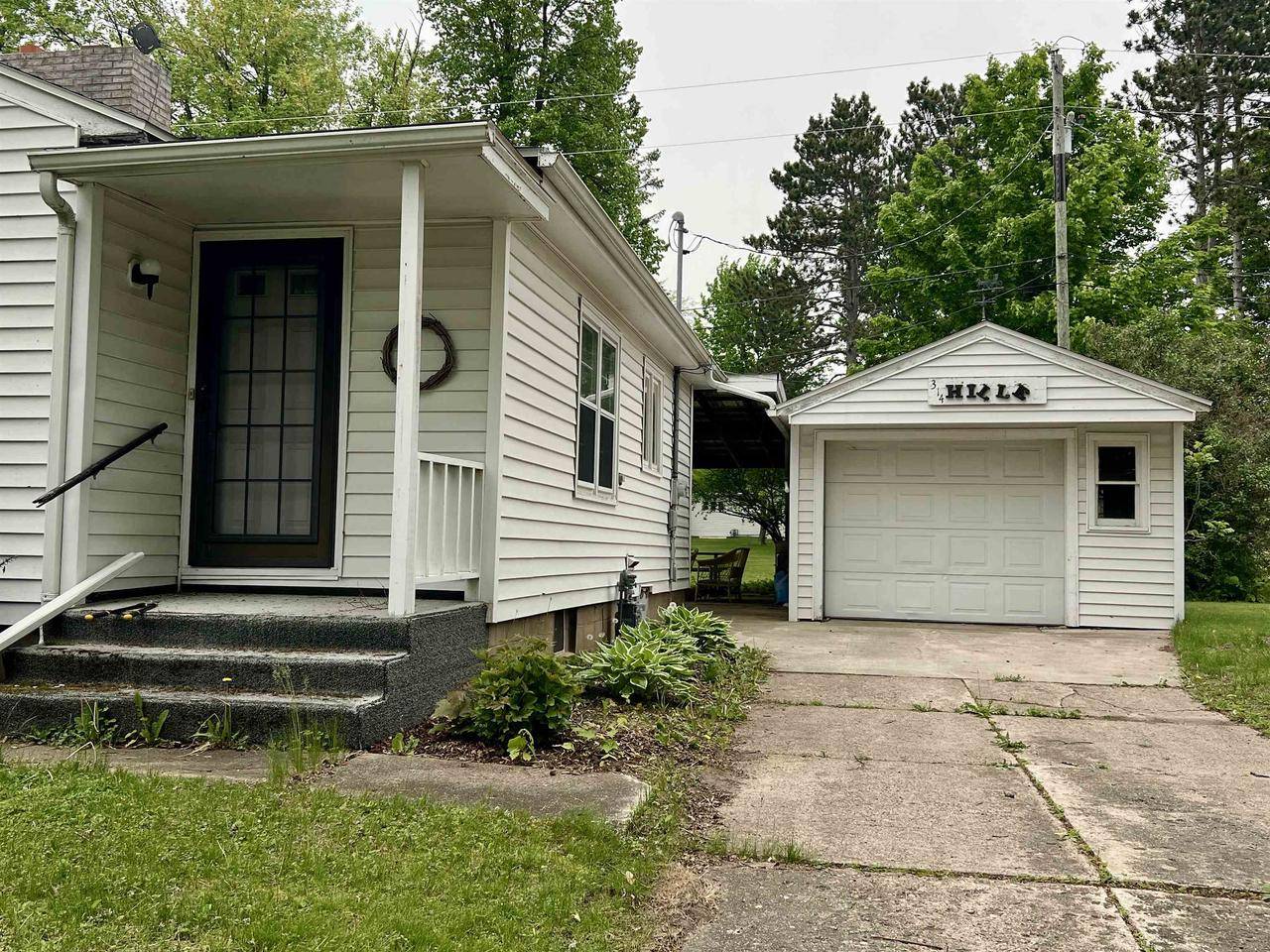 Tigerton, WI 54486,314 SUNRISE ROAD