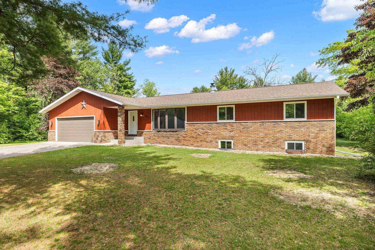 Plover, WI 54467,1940 EASLAN DRIVE